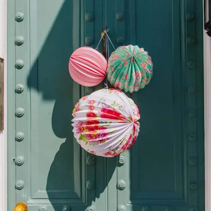 Truly Scrumptious Floral Paper Lanterns - 3 Pack